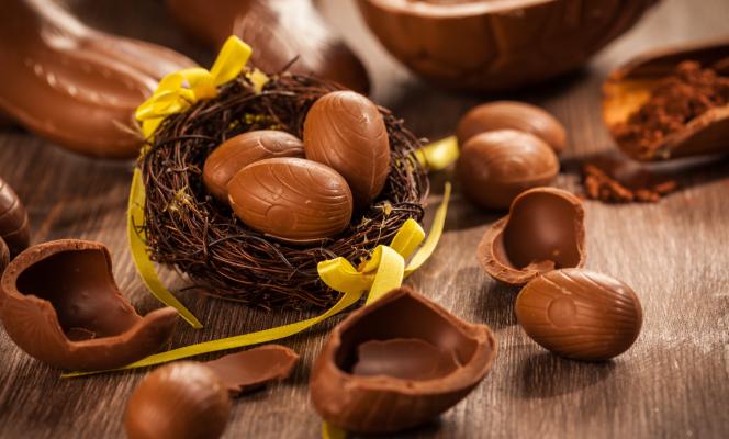 Chocolates and Sweet Treats  - Hôtel Le Six