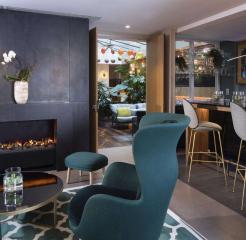 The Night of Neighbours; conviviality Six-style
