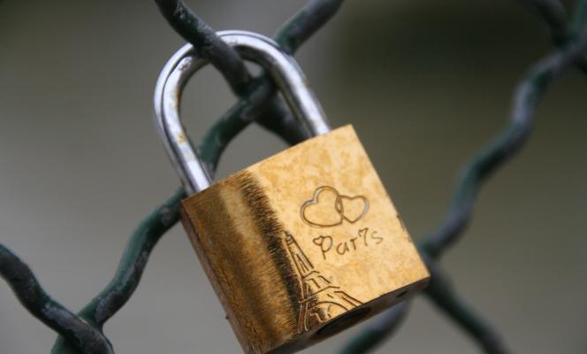 Valentine's Day, Left Bank style