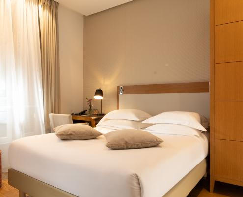 Le Six Hôtel - Chambre Classique